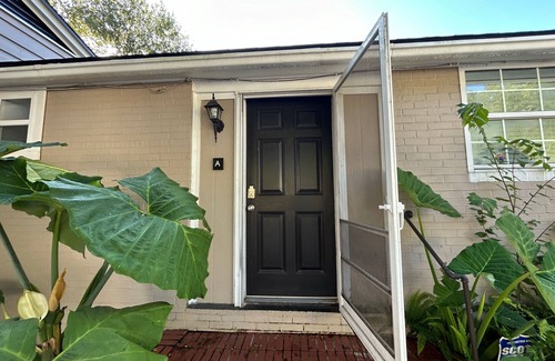 Murray Hill Apartment | 'Murray Hillton'- Cozy 1-bedroom guest suite with private access