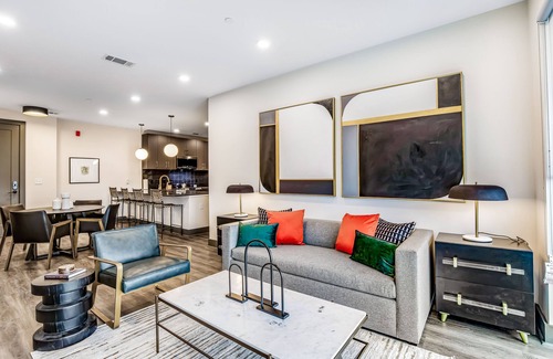 Rolling Mill Hill Condo | Muse - Stylish & contemporary 5th floor condo in downtown w/WiFi, balcony