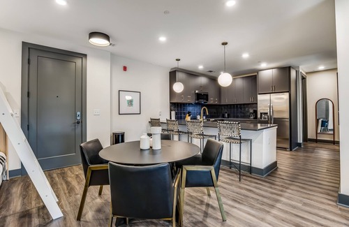 Rolling Mill Hill Condo | Muse - Stylish & contemporary 5th floor condo in downtown w/WiFi, balcony