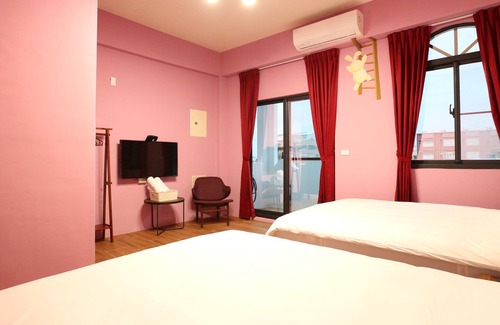 Zhiben House | Mushroom Castle Guesthouse