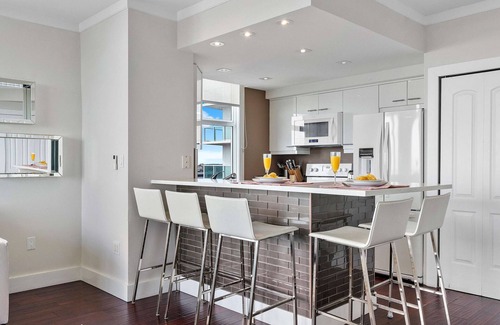 Coconut Grove Apartment | MVR - Live Like Royalty Above Biscayne Bay