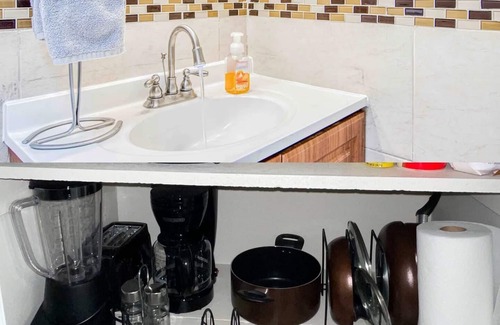 El Paso House | My Cozy Duplex “A” in the Heart of West Side.