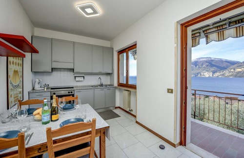 Assenza Apartment | My Garda Family Apartment Brenzone