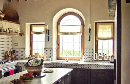 Corbara Villa | My Rental Homes - Villa Selvamica in Umbria with private pool wifi air conditioning 6 bedrooms sleep