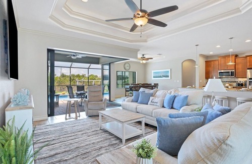 South Gulf Cove House | MYC14422 Summary: Wel