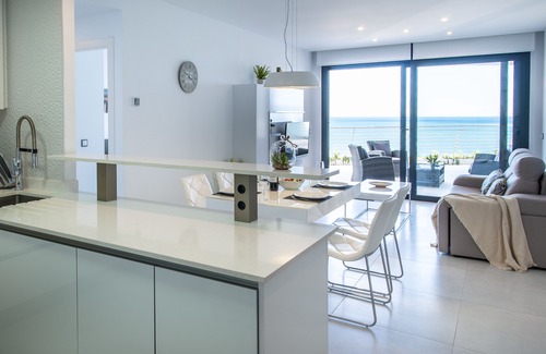 Els Arenals del Sol Hotel | Myflats Infinity View