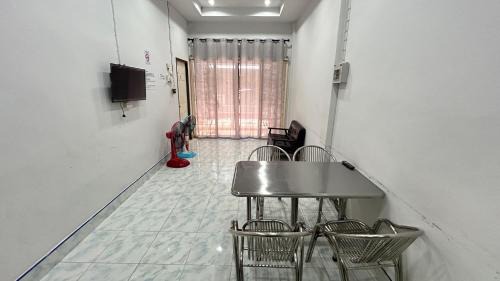 Betong House | MyHomeGrandvill3Rooms Home
