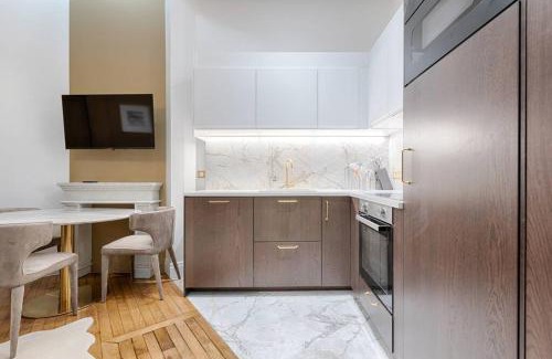 L'Europe Apartment | MyKeypers Luxury Parisian Flat - Heart of Paris