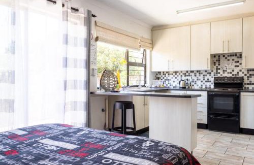 Kempton Park Hotel | MyKhaya-your home away from home