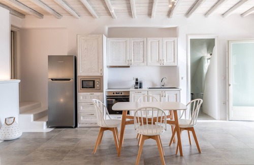 Tourlos House | Mykonos Divino