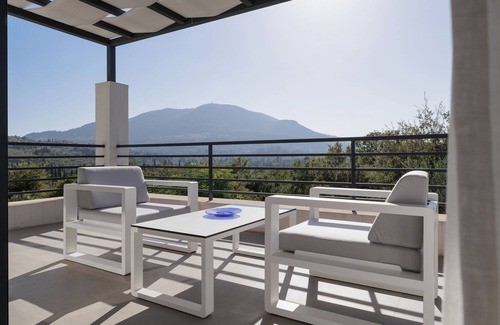 Corfu Villa | Myrtia - Luxury Hidden Gem