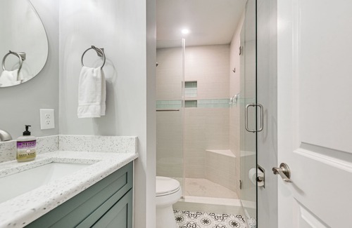 Briarcliffe Acres Condo | Myrtle Beach Condo w/5 Pools: Steps to Shore!