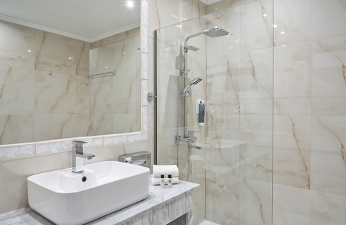 Chlomos Hotel | Mythos Palace Resort - Adults only