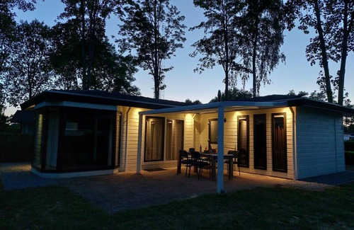 Susteren House | n/a