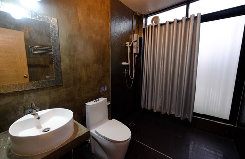 Phang Khon Hotel | N&C Resort