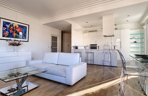 Les Baumettes Apartment | N&J - LES AIGLES - Very close sea - Top floor