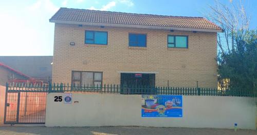 Greater Johannesburg Metropolitan Area House | N Star Lodge
