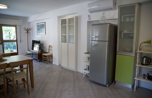 Villaggio Taunus Apartment | N228 - Numana, renovated four-room apartment with garden