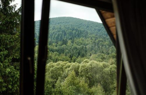 Cisna House | Na Jeżynowej Polanie z gorącą balia