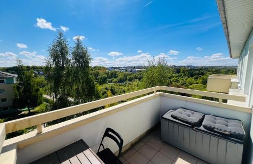 Gdansk Apartment | Nad stawem, dwupoziomowy, 6 łóżek, parking, zielona okolica