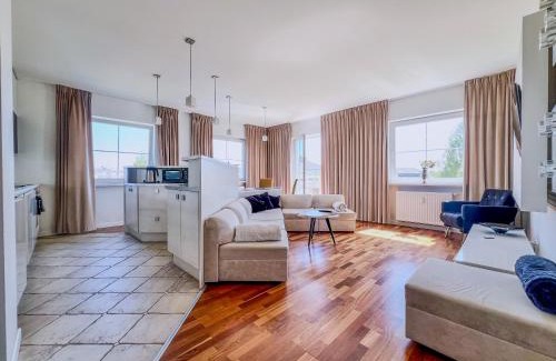 Gdansk Apartment | Nad stawem, dwupoziomowy, 6 łóżek, parking, zielona okolica