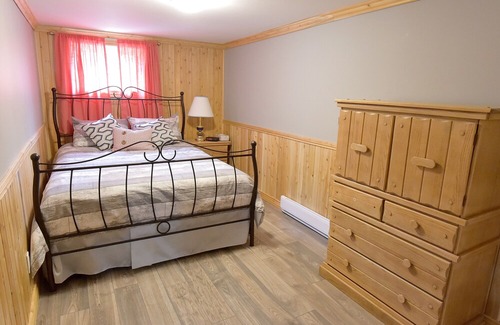 Saint Aime Des Lacs House | Nairne Lake Paradise