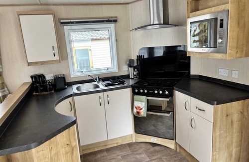 Bishop Auckland House | Aisling comprises a large kitchen diner with lounge and 3 sizeable bedrooms.