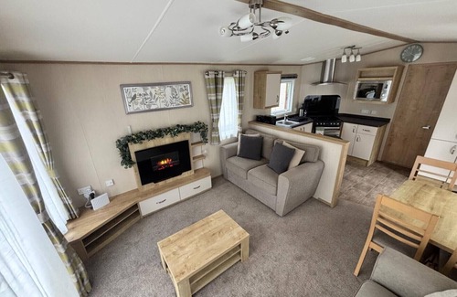 Bishop Auckland House | Aisling comprises a large kitchen diner with lounge and 3 sizeable bedrooms.