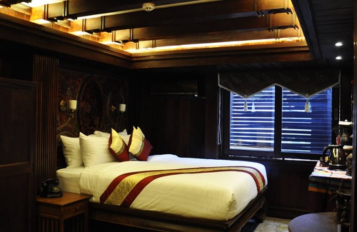 Old City Hotel | Namton Boutique Hotel