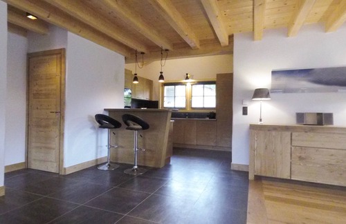 Notre-Dame-de-Bellecombe Ski Chalet | Nanook chalet in the heart of the diamond area