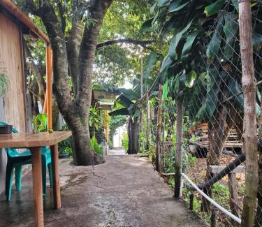 San Juan La Laguna Cabin | Nanzales