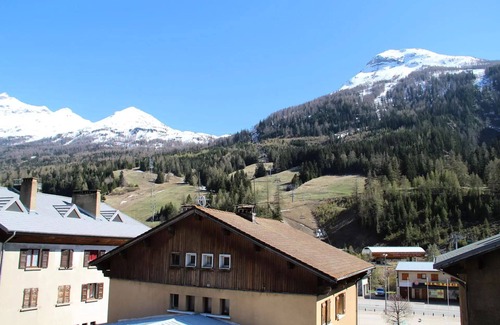 Val Cenis Apartment | Napoleon Quarter Residence - 3 Rooms for 7 People