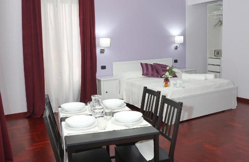 Margherita di Savoia Bed & Breakfast | Napolitano Palace