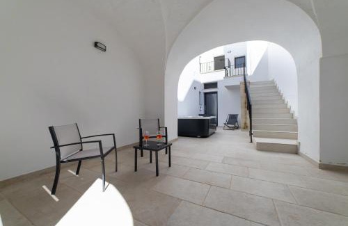 Tricase Apartment | Nara Apartments 2 - Private Jacuzzi