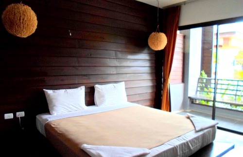 Makham Tia Hotel | Naraya Riverside Resort