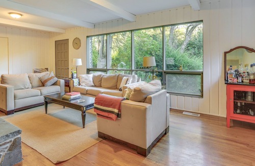 Narrowsburg House | Narrowsburg Home w/ Backyard Near Delaware River!