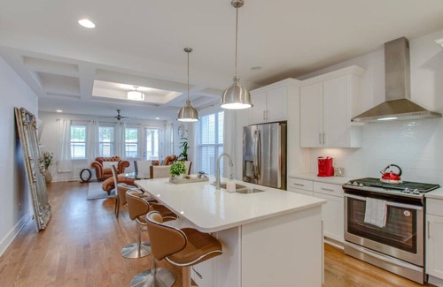 The Nations House | Nashville Charmer - The Nations - Big Luxury Home