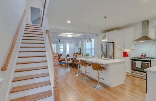 The Nations House | Nashville Charmer - The Nations - Big Luxury Home