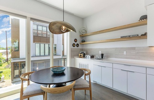Nashville House | Nashville Notes - Sleeps 8 - Mins to Broadway!