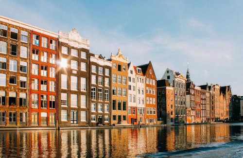 Da Costabuurt Bed & Breakfast | Nassau Canal Suites - in the heart of the city