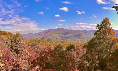 Bryson City House | Native Winds Luxury Cabin Rental