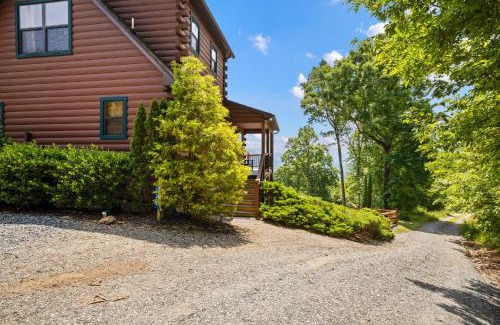 Bryson City House | Native Winds Luxury Cabin Rental