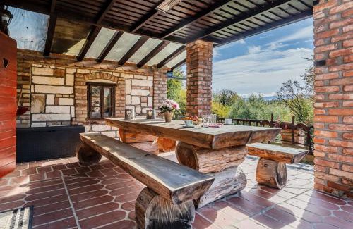 Varazdin House | Nature Lodge With Sauna and Hot Tub - Happy Rentals