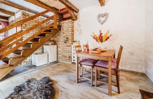 Varazdin House | Nature Lodge With Sauna and Hot Tub - Happy Rentals