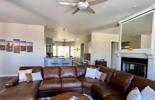 Vista House | Nature lovers hidden oasis. Multi unit property to be respectfully shared.
