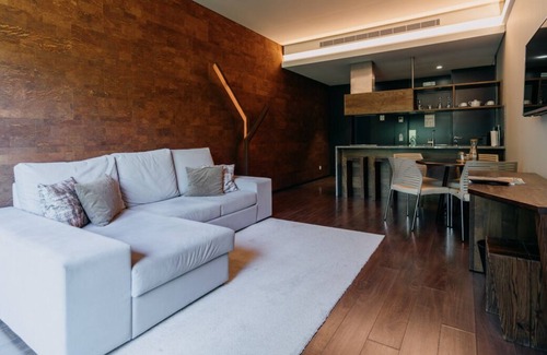 Balocas House | Nature Retreat with this Amazing Apt. | Balcony with Hot tub | 3 Swimming Pools