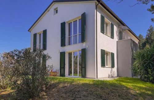 Potenza Picena Villa | Nature Retreat - 5 Bedroom Villa with Park by Host Hero