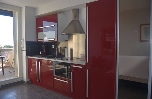 Beziers Apartment | Naturist Village Studio Héliopolis AB 50m from the beach