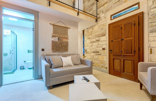 Foca Hotel | Navalia Otel