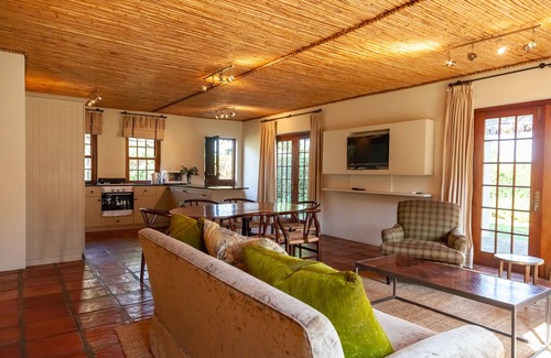 Stellenbosch House | Navarre Farm Cottages